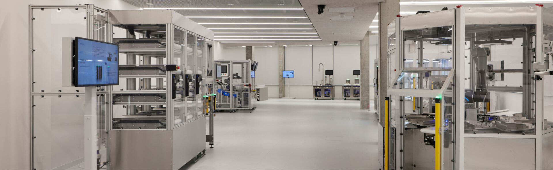 automation center poc-lab stuttgart demo area 1354x417px comp