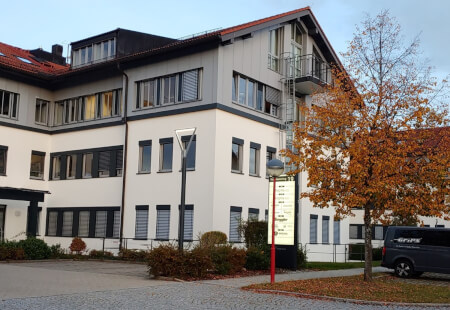 grips building 360x248px comp