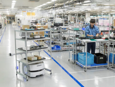 omron-mobile-robot-for-logistics-1024x770 sol